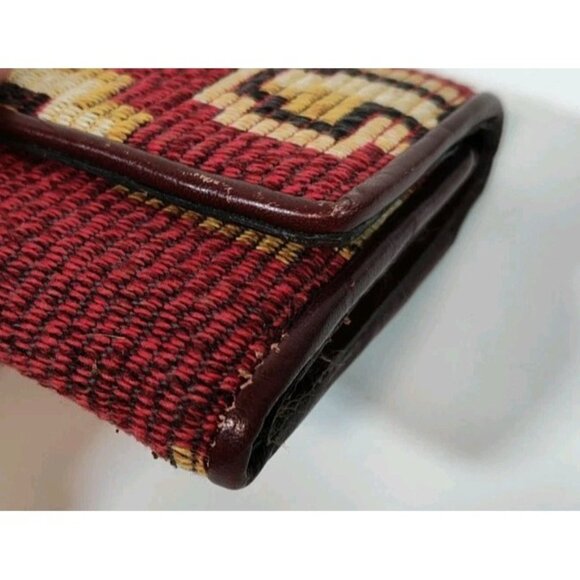 Patricia Nash Terresa Trifold Clutch Wallet Red Peruvian Tapestry 7.5x4.5x1.5 - Picture 6 of 6